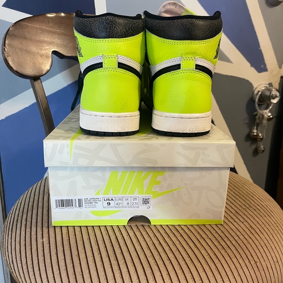 Air Jordan 1 Hi OG size 9 men - Picture 2 of 5